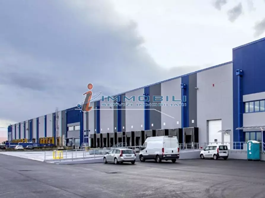 Immagine 5 di Magazzino in affitto  in VIA PRIMA a Orbassano