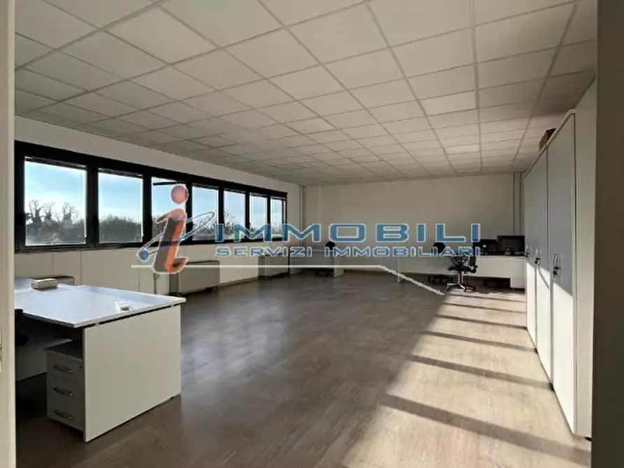 Immagine 4 di Laboratorio in affitto  in VIA DEGLI ACERI a Buccinasco