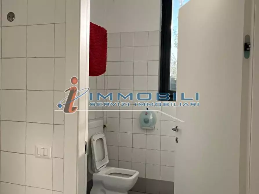Immagine 11 di Laboratorio in affitto  in VIA DEGLI ACERI a Buccinasco