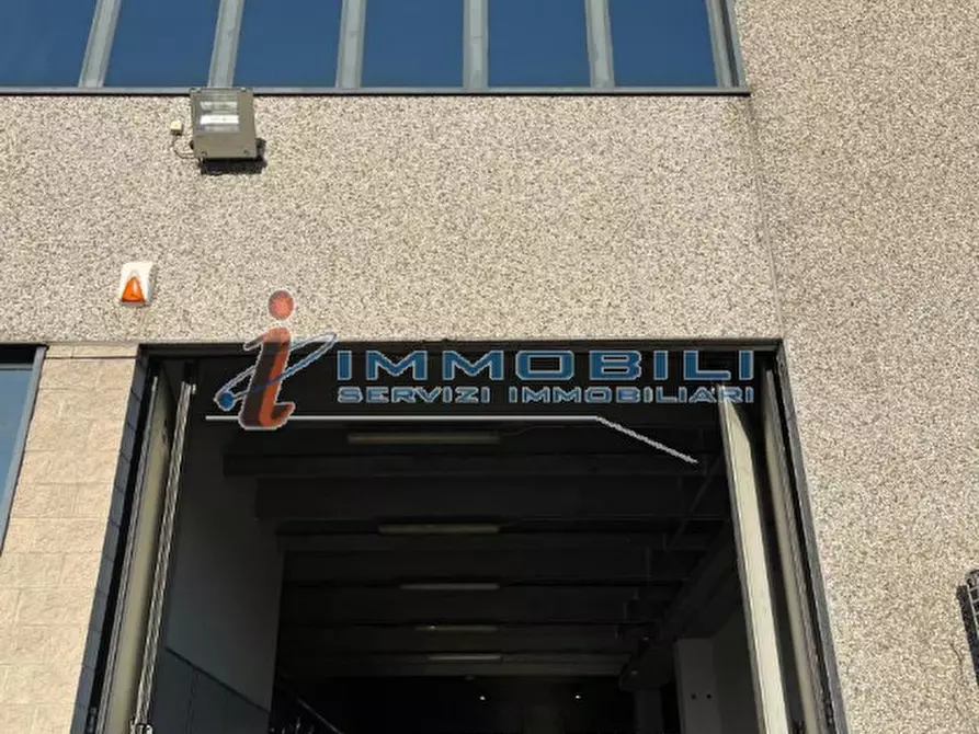 Immagine 7 di Magazzino in affitto  in VIA DEGLI ACERI a Buccinasco