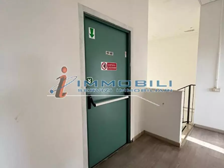 Immagine 10 di Magazzino in affitto  in VIA DEGLI ACERI a Buccinasco