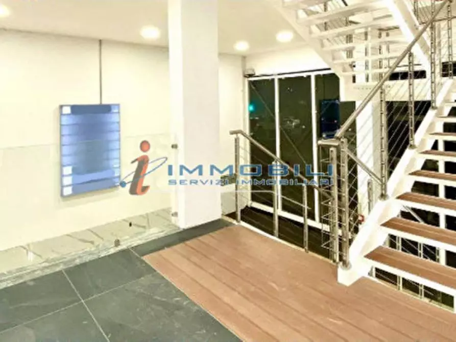 Immagine 3 di Ufficio in affitto  in VIA TOLSTOI LEONE a Milano