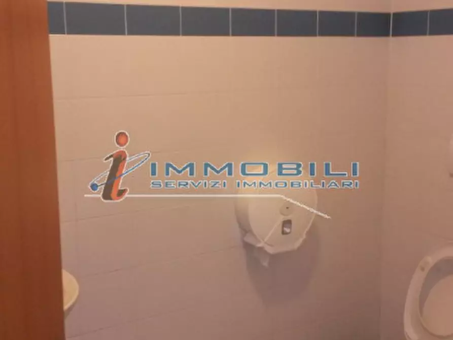 Immagine 11 di Ufficio in affitto  in VIA BURONA a Vimodrone