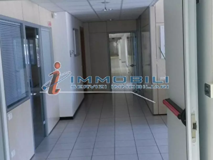 Immagine 15 di Ufficio in affitto  in VIA BURONA a Vimodrone