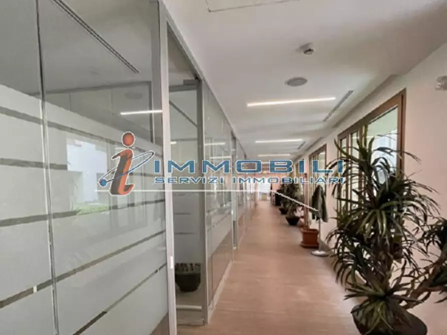 Immagine 7 di Ufficio in affitto  in VIA SANTANDER a Milano