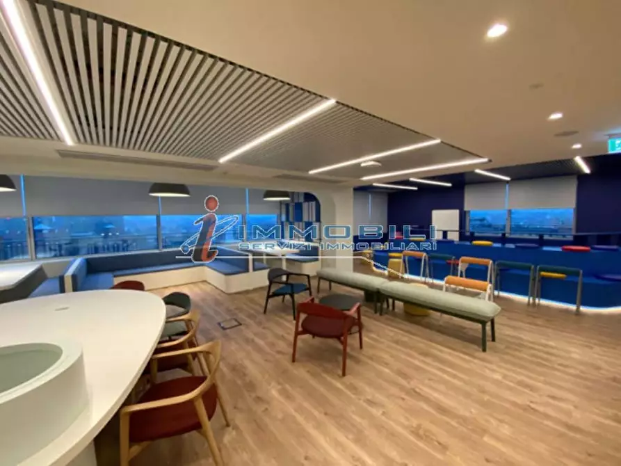 Immagine 2 di Ufficio in affitto  in VIA LOMAZZO PAOLO a Milano