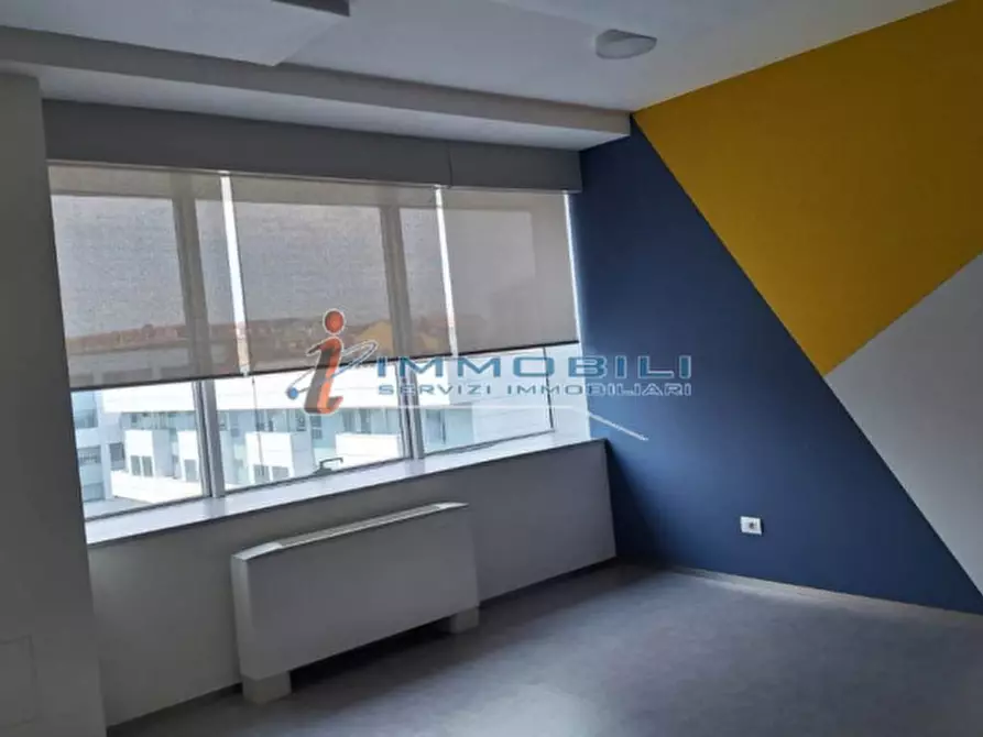 Immagine 5 di Ufficio in affitto  in VIALE MONZA a Milano