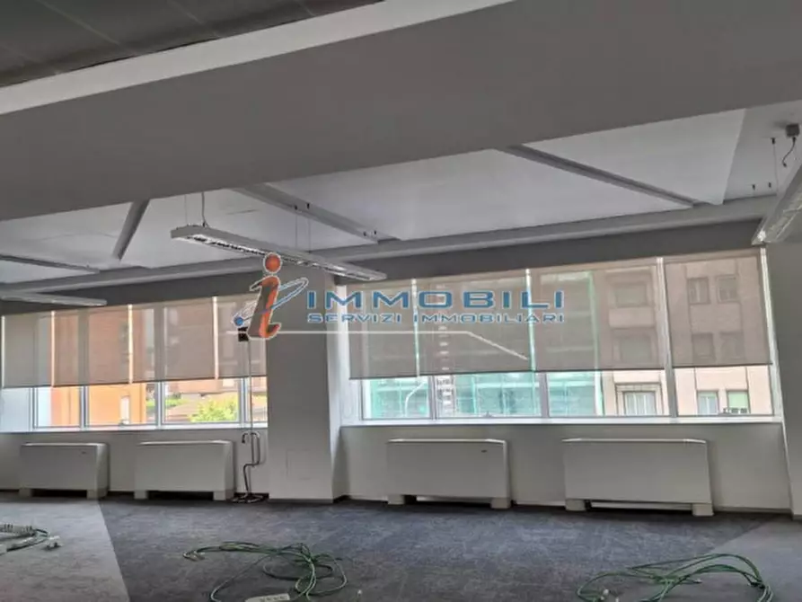 Immagine 19 di Ufficio in affitto  in VIALE MONZA a Milano