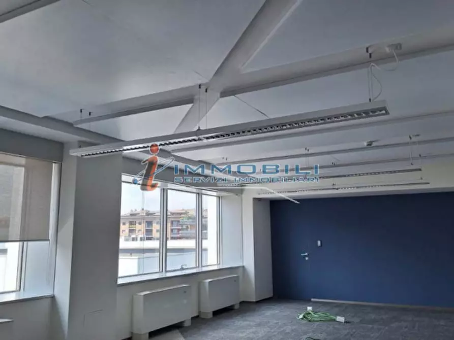 Immagine 20 di Ufficio in affitto  in VIALE MONZA a Milano