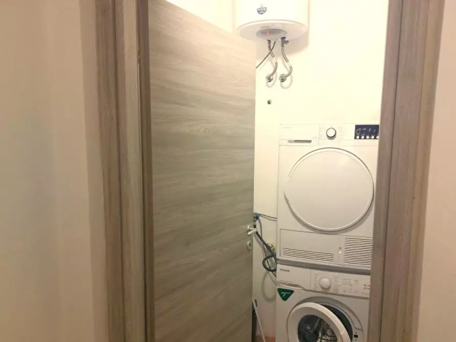 Immagine 4 di Negozio in vendita  in Via Giuseppe Mazzini, 119, 96018 Pachino SR, Italia a Pachino