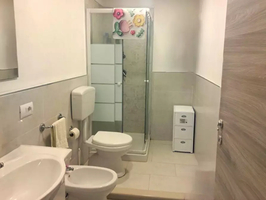 Immagine 5 di Negozio in vendita  in Via Giuseppe Mazzini, 119, 96018 Pachino SR, Italia a Pachino