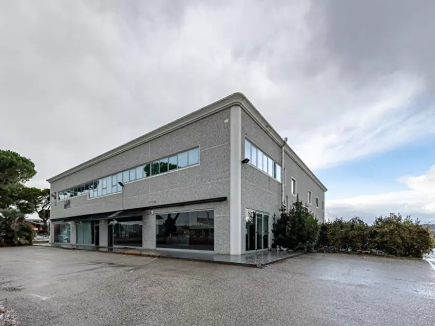 Immagine 1 di Attività commerciale in vendita  in Viale Adriatico, 125, 64013 Corropoli TE, Italia a Corropoli