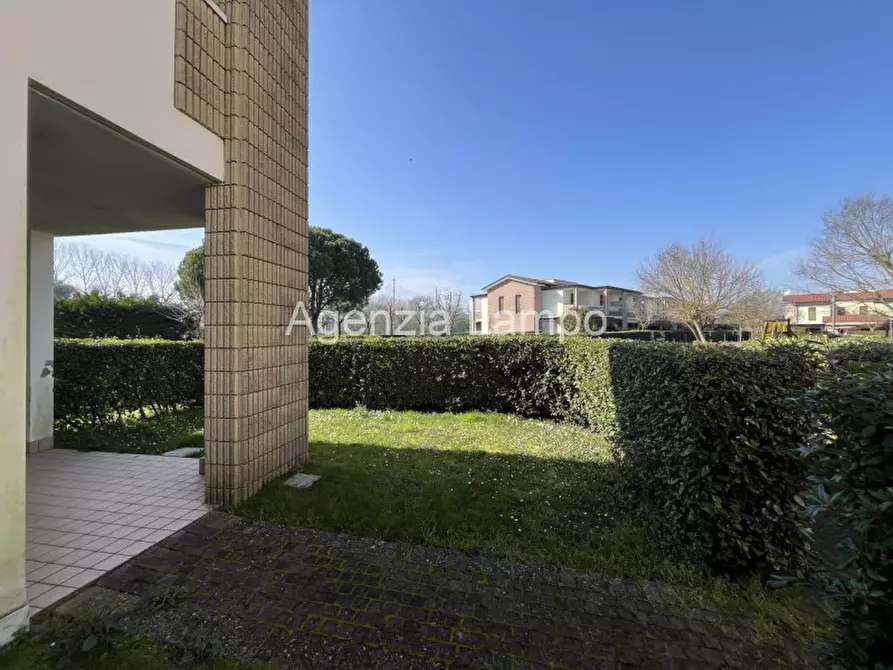 Immagine 13 di Villetta a schiera in vendita  in Viale dei Gabbiani a Caorle