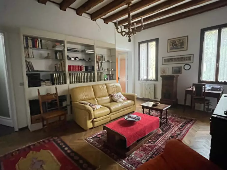 Immagine 4 di Appartamento in vendita  in via Santa Rosa a Padova