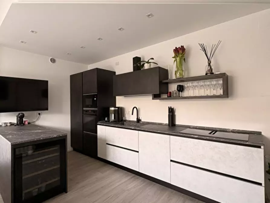 Immagine 4 di Appartamento in vendita  in Via Piave a Castelfranco Veneto