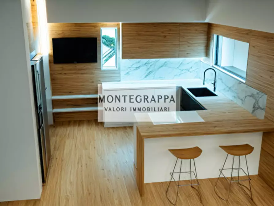 Immagine 8 di Casa indipendente in vendita  in VIA VILLA a Loria