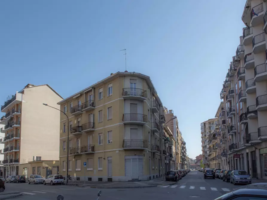 Immagine 2 di Appartamento in vendita  in Via Ragusa 1 a Torino