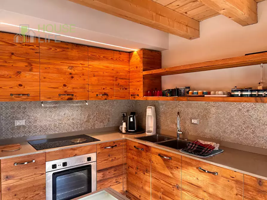 Immagine 10 di Casa bifamiliare in vendita  in via XXVII aprile a Roana