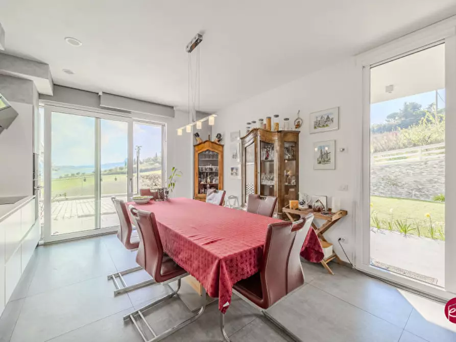 Immagine 4 di Villa in vendita  a Santarcangelo Di Romagna