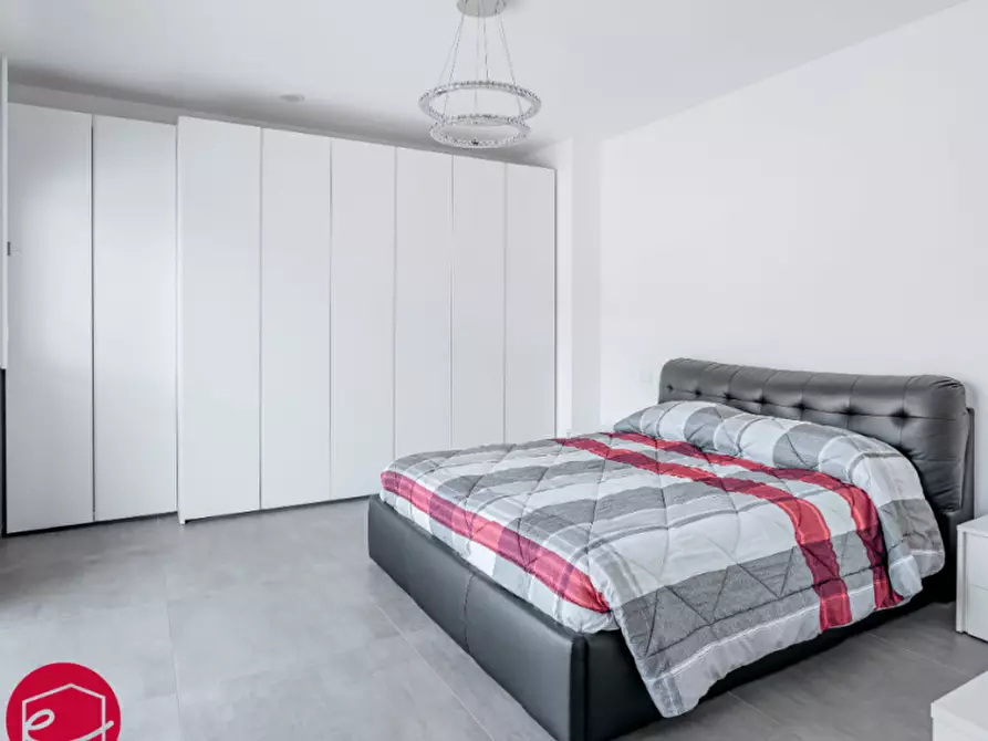 Immagine 6 di Villa in vendita  a Santarcangelo Di Romagna