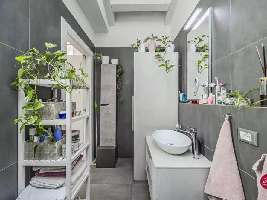 Immagine 15 di Villa in vendita  a Santarcangelo Di Romagna