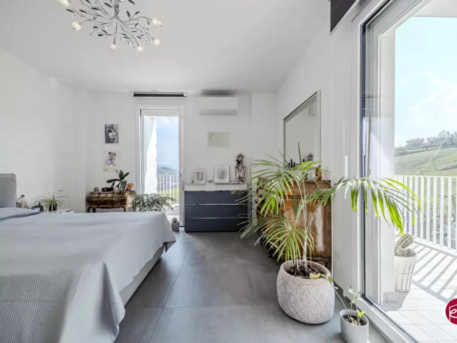 Immagine 24 di Villa in vendita  a Santarcangelo Di Romagna