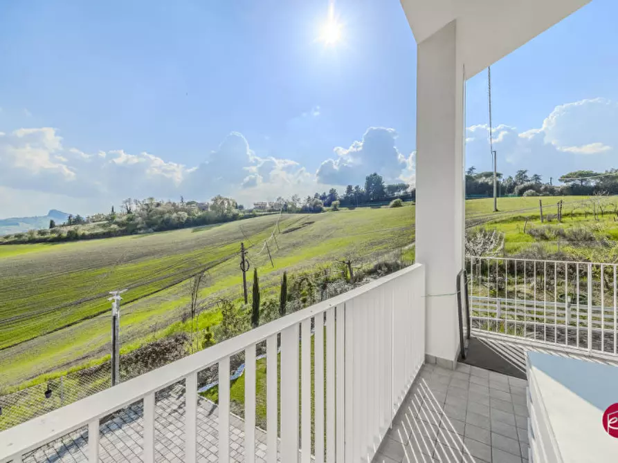 Immagine 33 di Villa in vendita  a Santarcangelo Di Romagna