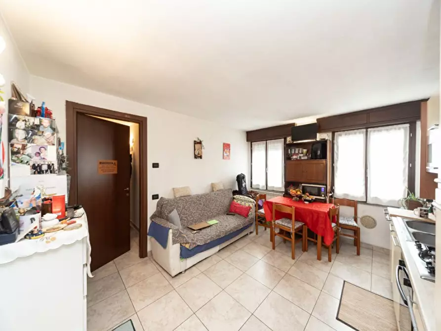 Immagine 2 di Appartamento in vendita  in Via Dalmazia 3 a Cesano Maderno