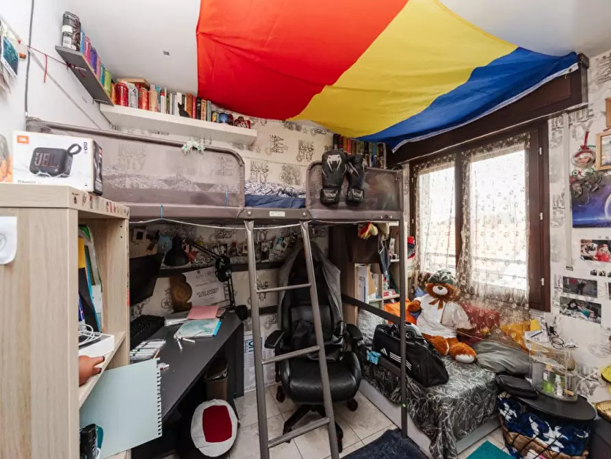 Immagine 8 di Appartamento in vendita  in Via Dalmazia 3 a Cesano Maderno