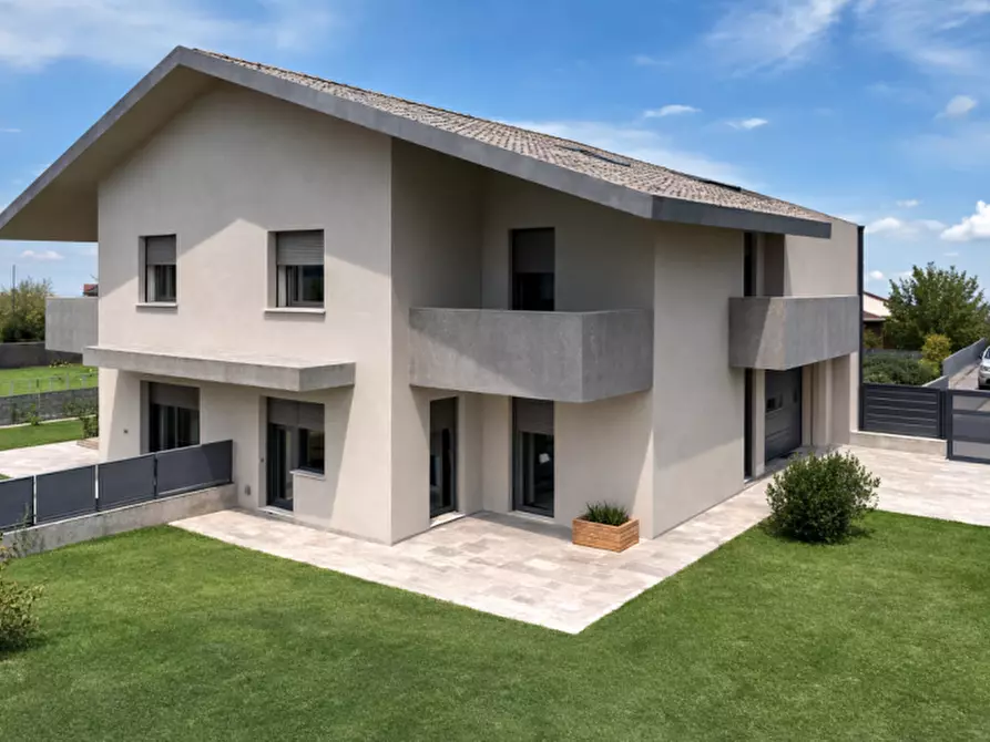 Immagine 1 di Villetta a schiera in vendita  in VIA TREVISAN ARMANDO a Borgo Veneto