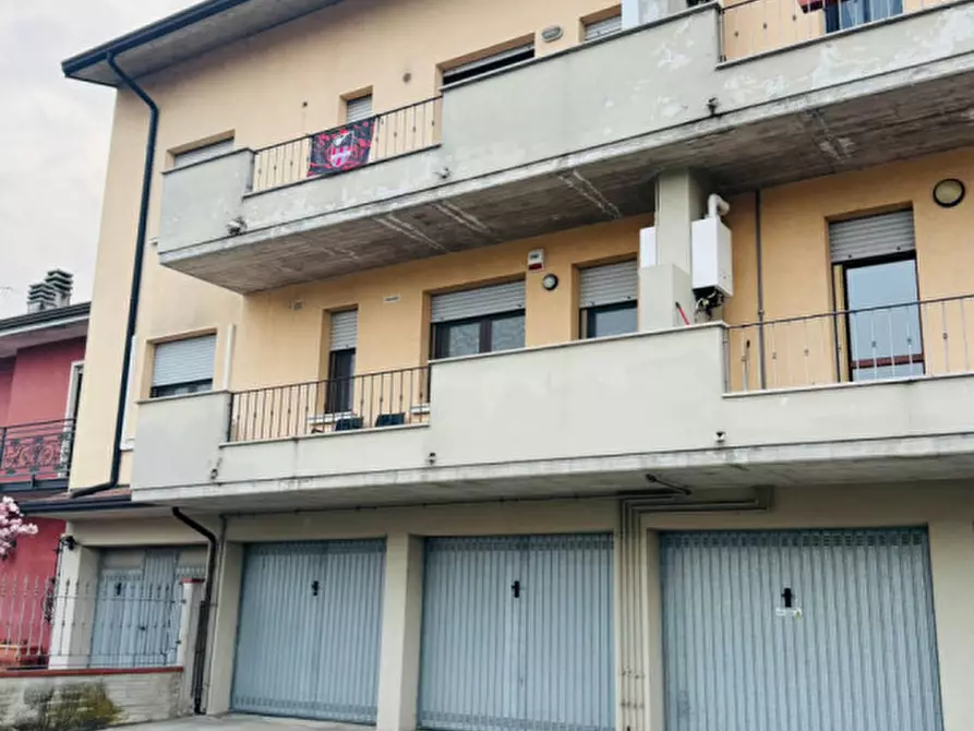 Immagine 2 di Appartamento in vendita  in MARTIRI DELLA LIBERTA' a Calvisano
