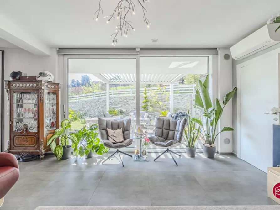 Immagine 10 di Villa in vendita  a Borghi