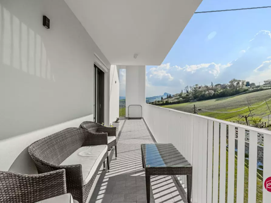 Immagine 35 di Villa in vendita  a Borghi