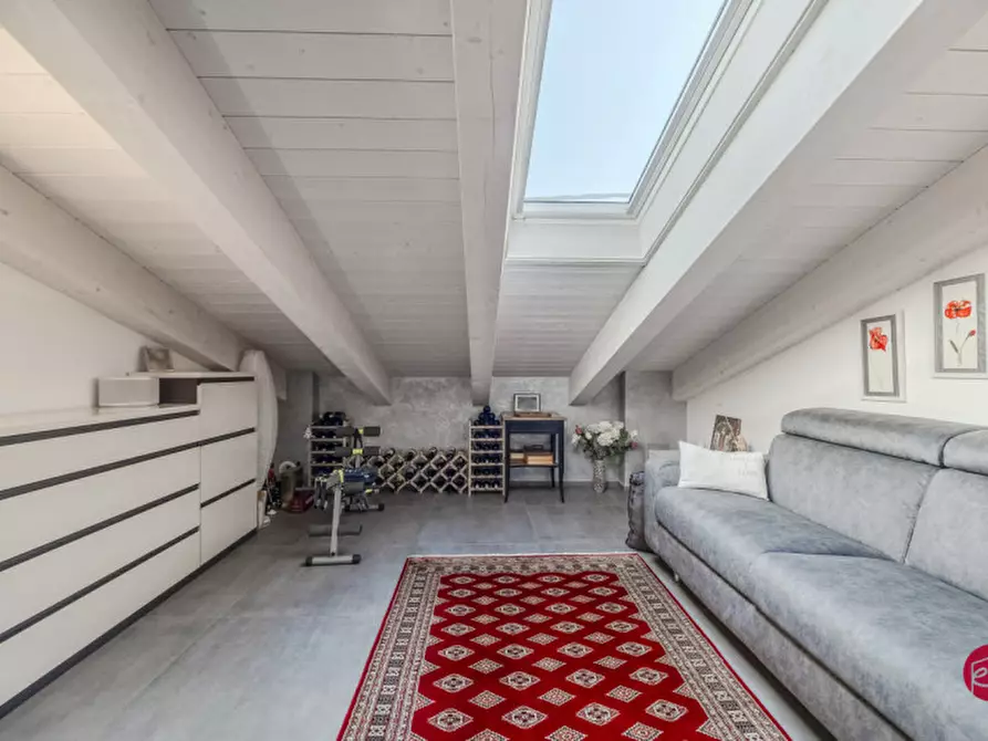 Immagine 41 di Villa in vendita  a Borghi