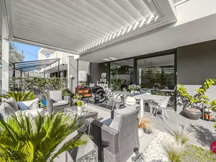 Immagine 48 di Villa in vendita  a Borghi