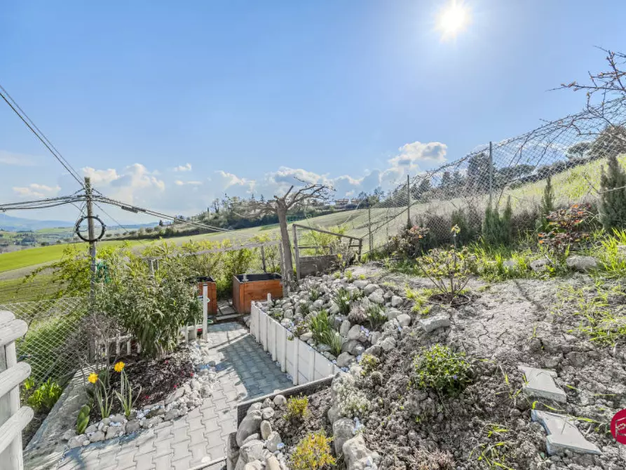 Immagine 56 di Villa in vendita  a Borghi