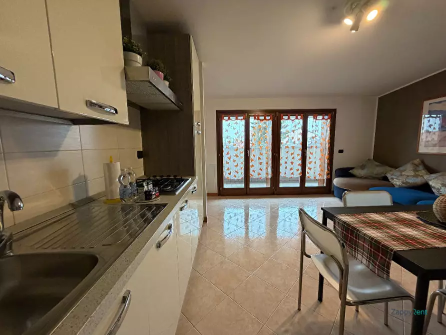 Immagine 8 di Appartamento in affitto  in Via Isonzo, 13 a Bollate