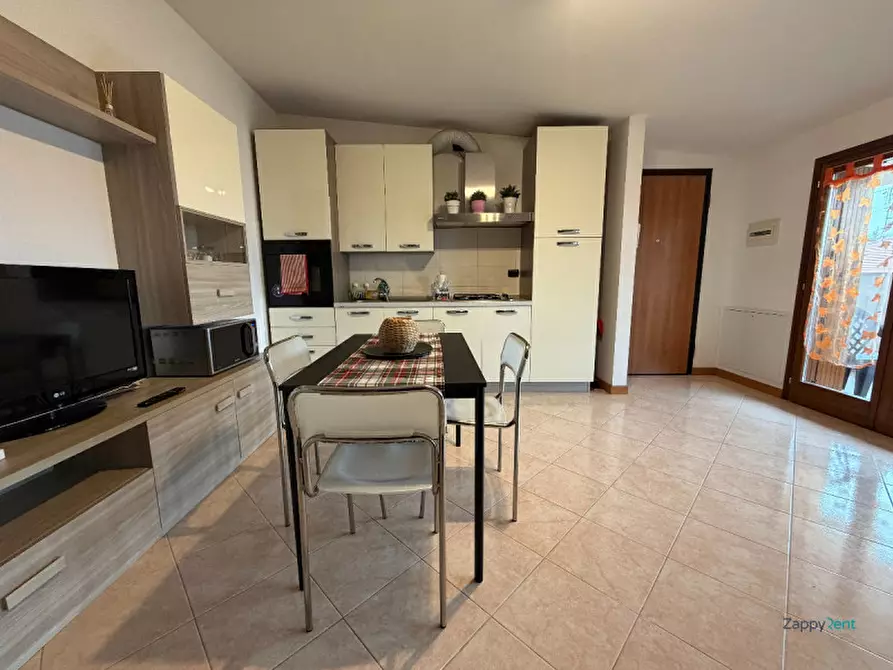 Immagine 9 di Appartamento in affitto  in Via Isonzo, 13 a Bollate