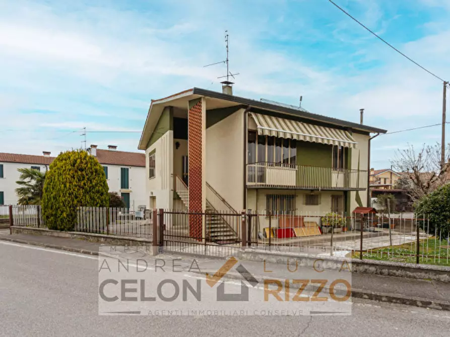 Immagine 7 di Casa indipendente in vendita  in Via Bigolo, 2 a Tribano