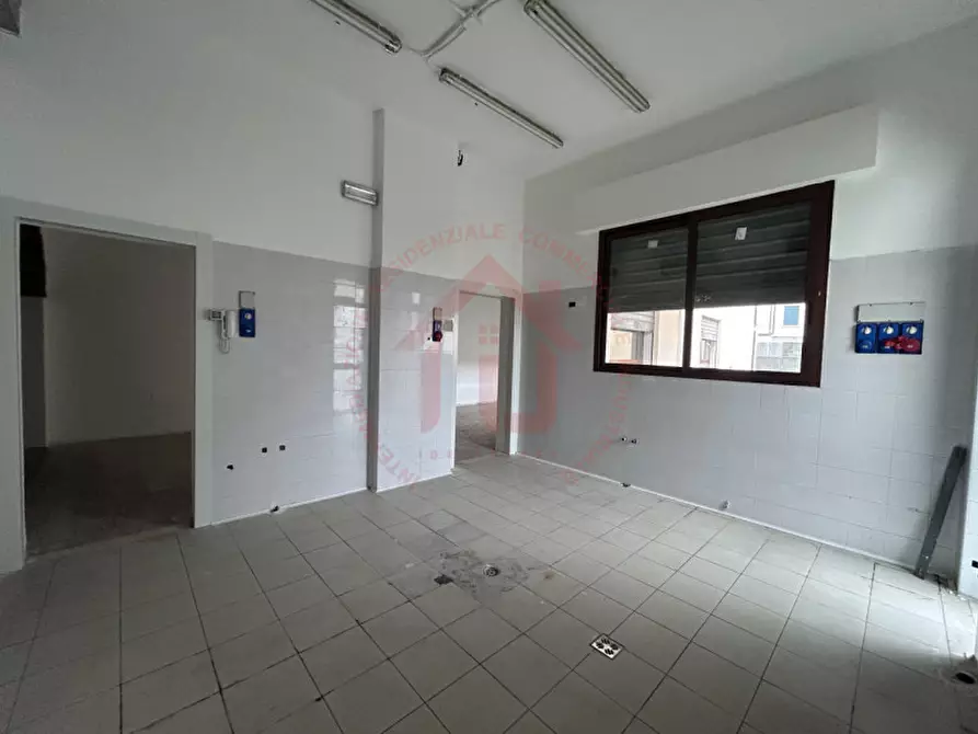 Immagine 10 di Negozio in affitto  in Via San Marco a Padova
