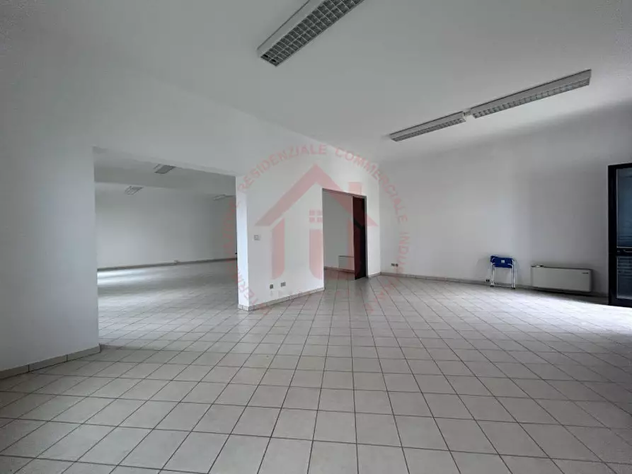 Immagine 12 di Negozio in affitto  in Via San Marco a Padova