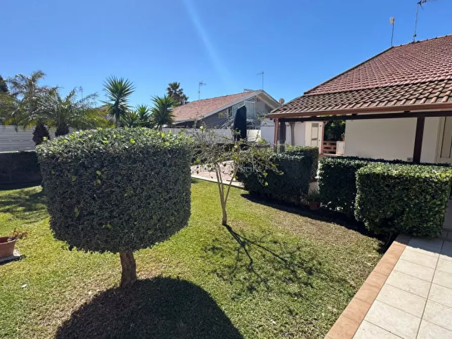 Immagine 4 di Casa indipendente in vendita  in Viale degli Appennini a Ragusa