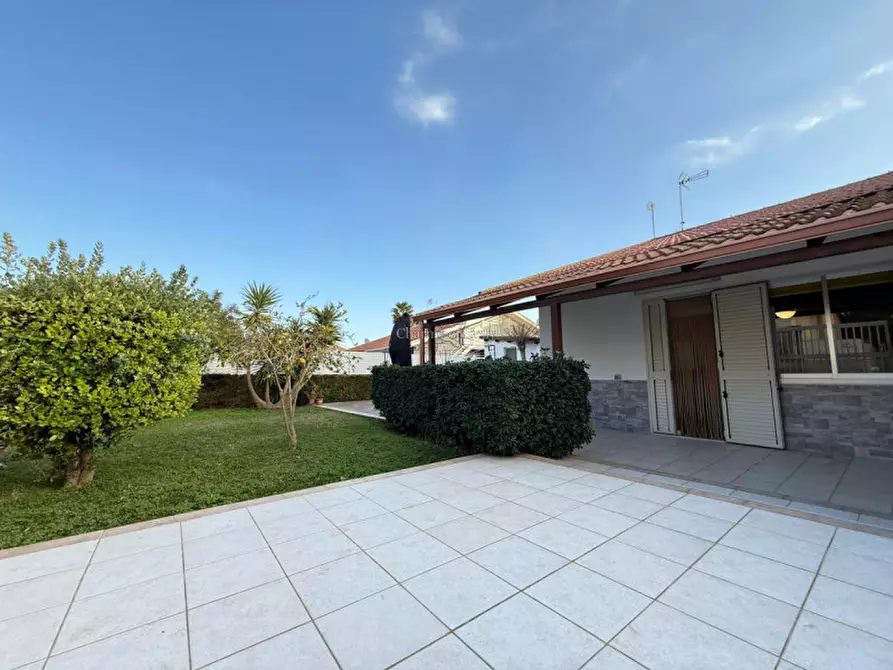 Immagine 9 di Casa indipendente in vendita  in Viale degli Appennini a Ragusa