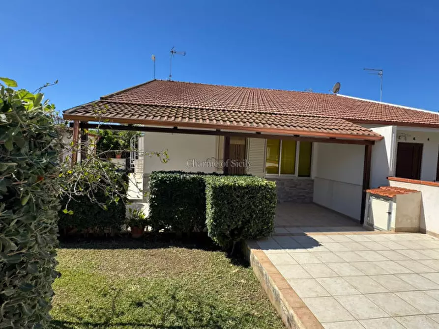 Immagine 11 di Casa indipendente in vendita  in Viale degli Appennini a Ragusa