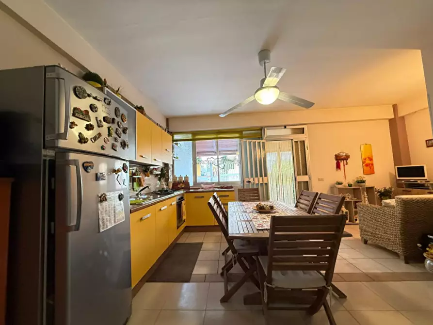 Immagine 18 di Casa indipendente in vendita  in Viale degli Appennini a Ragusa