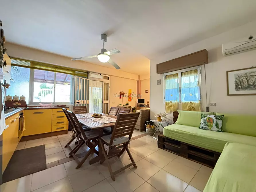 Immagine 25 di Casa indipendente in vendita  in Viale degli Appennini a Ragusa