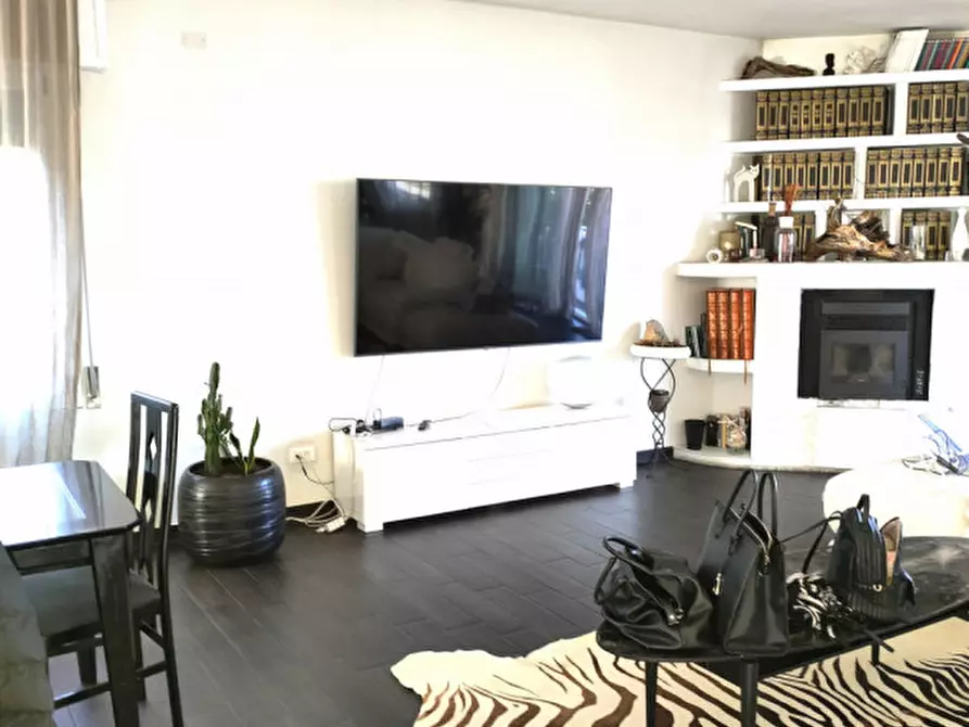 Immagine 5 di Attico in vendita  a Rovigo