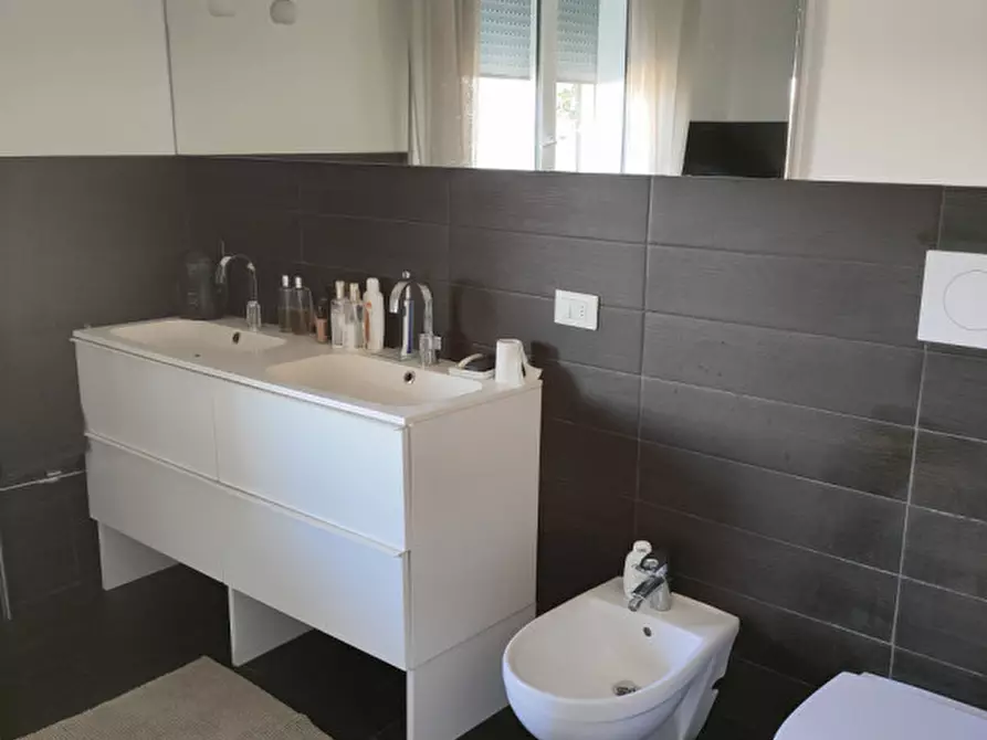 Immagine 19 di Attico in vendita  a Rovigo