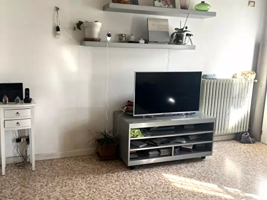 Immagine 6 di Casa indipendente in vendita  in Via Roma a Caldogno