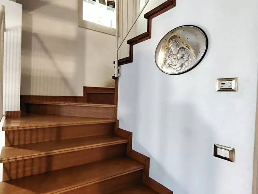 Immagine 11 di Casa indipendente in vendita  in Via Roma a Caldogno